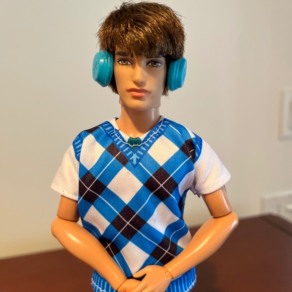 Barbie Doll 2013 Fashionistas Rainbow (Wave 1) Ken Doll - Picture 6 of 8